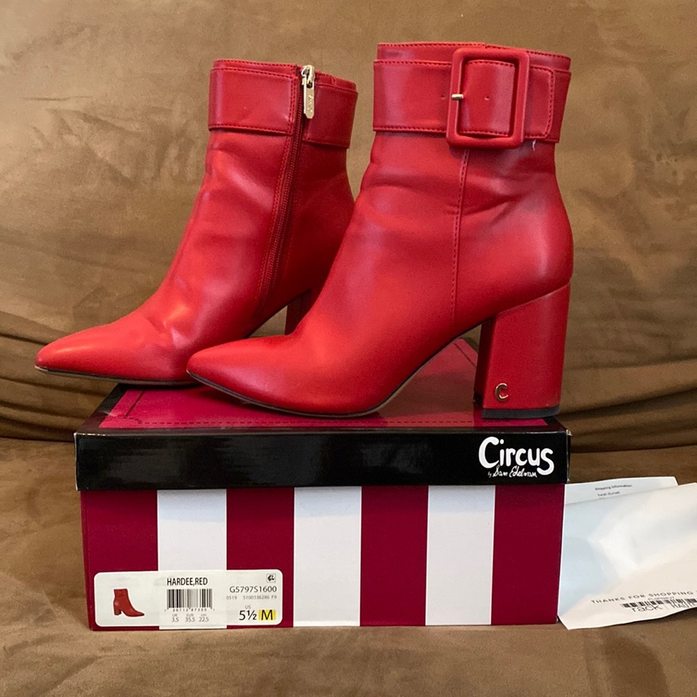 Ankle boots